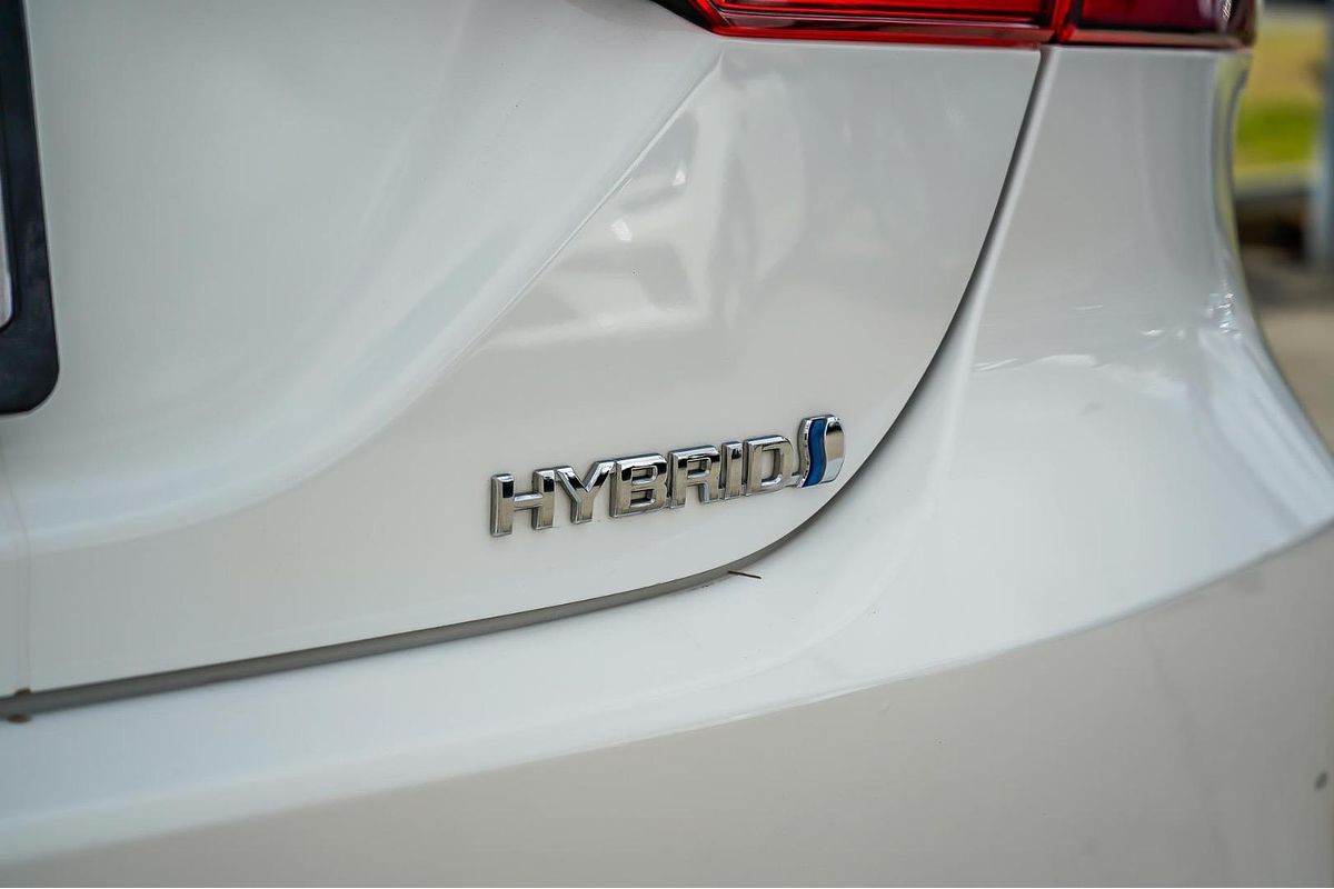 2022 Toyota Camry Ascent AXVH70R