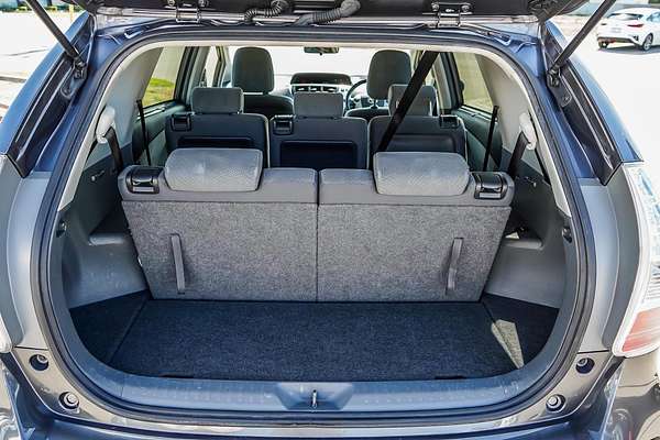 2013 Toyota Prius V ZVW40R