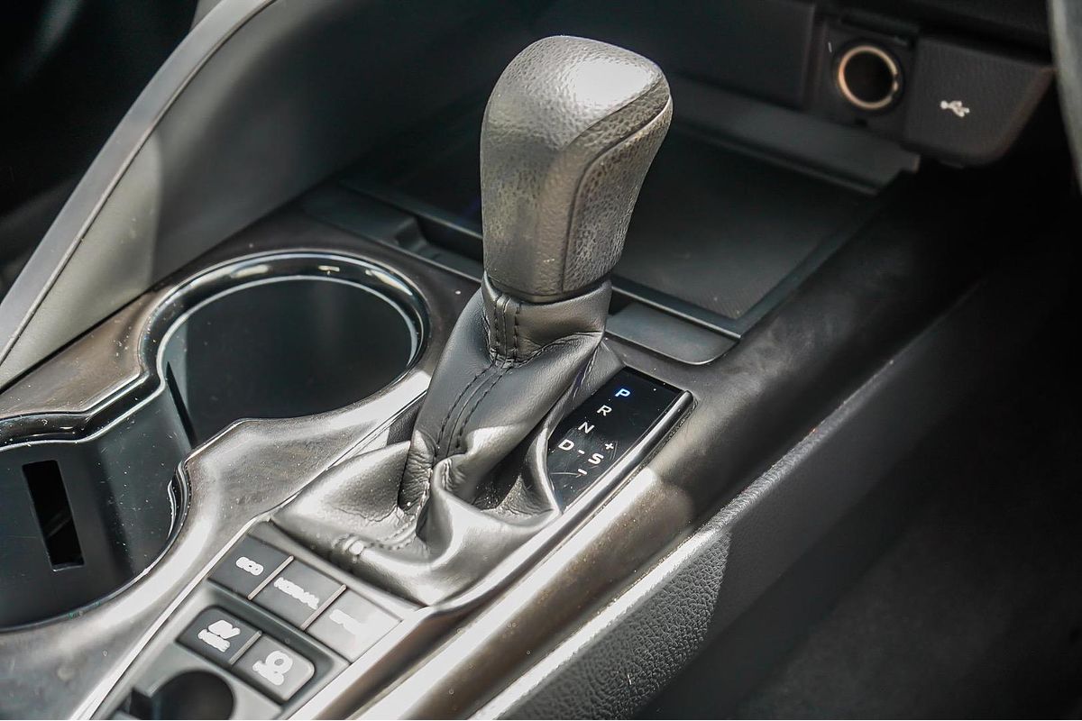 2022 Toyota Camry Ascent AXVH70R