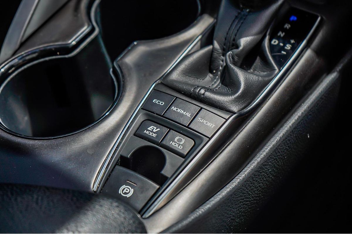 2022 Toyota Camry Ascent AXVH70R