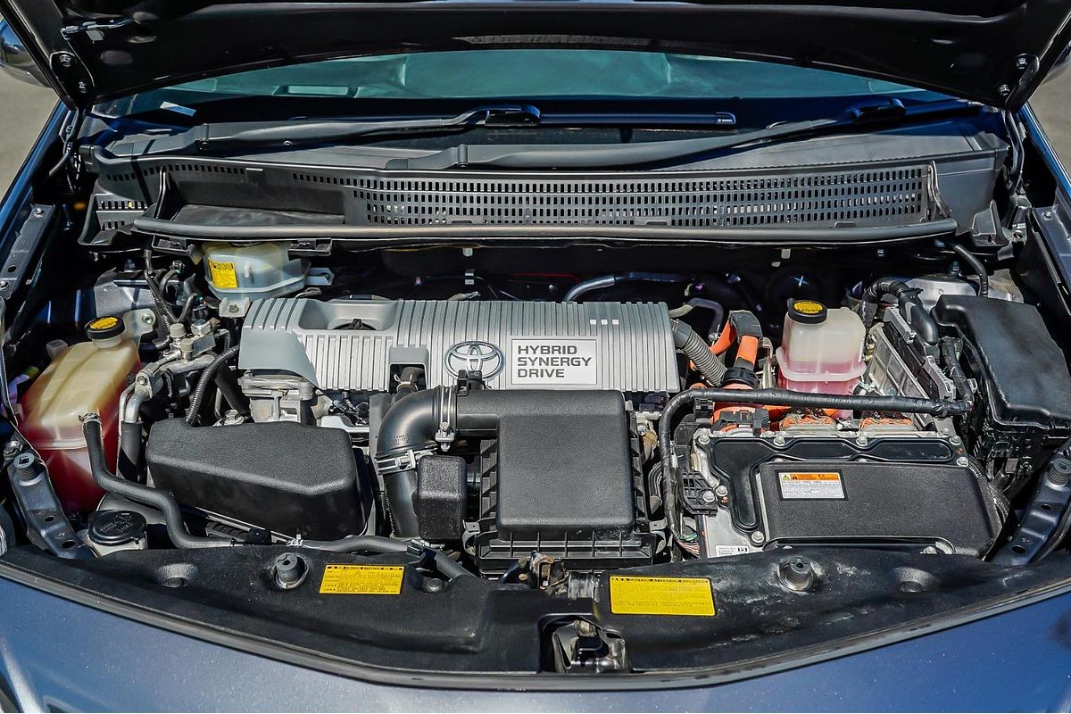 2013 Toyota Prius V ZVW40R