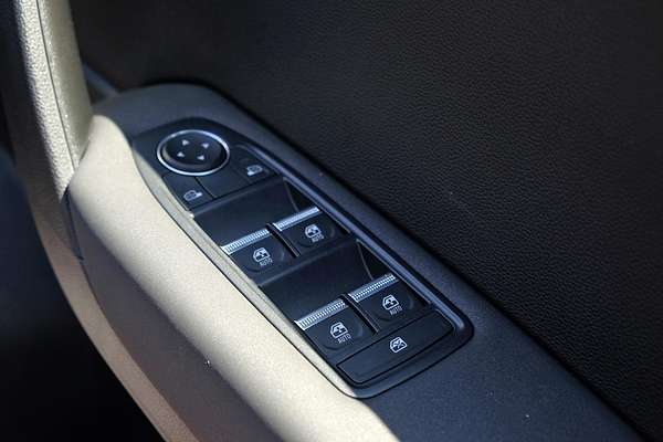 2025 Mitsubishi ASX LS XE