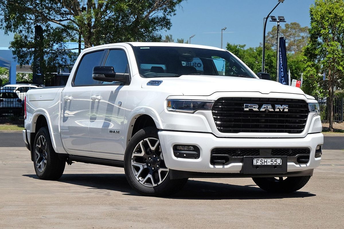 2024 RAM 1500 Laramie Sport Hurricane SO RamBox DT 4X4 SWB