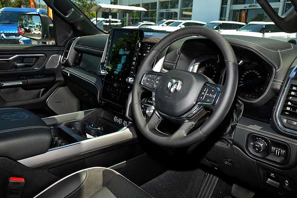 2024 RAM 1500 Laramie Sport Hurricane SO RamBox DT 4X4 SWB