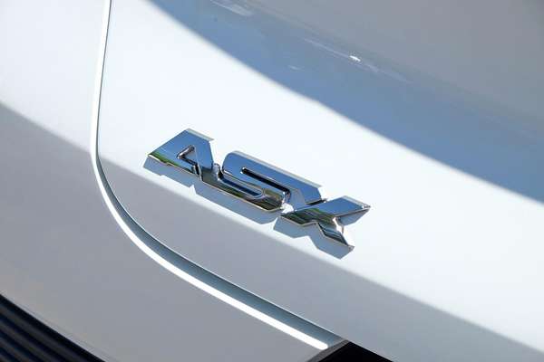 2025 Mitsubishi ASX Exceed XE