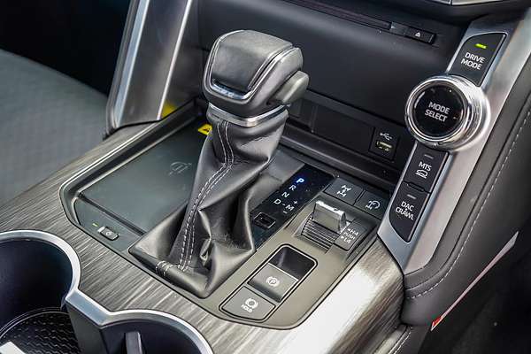 2022 Toyota Landcruiser Sahara ZX FJA300R