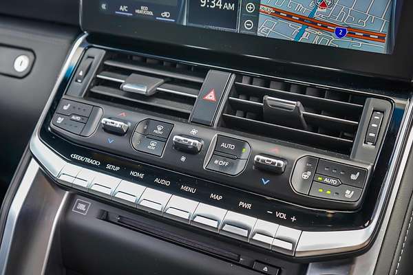 2022 Toyota Landcruiser Sahara ZX FJA300R