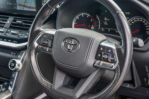 2022 Toyota Landcruiser Sahara ZX FJA300R