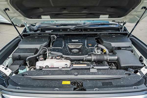 2022 Toyota Landcruiser Sahara ZX FJA300R