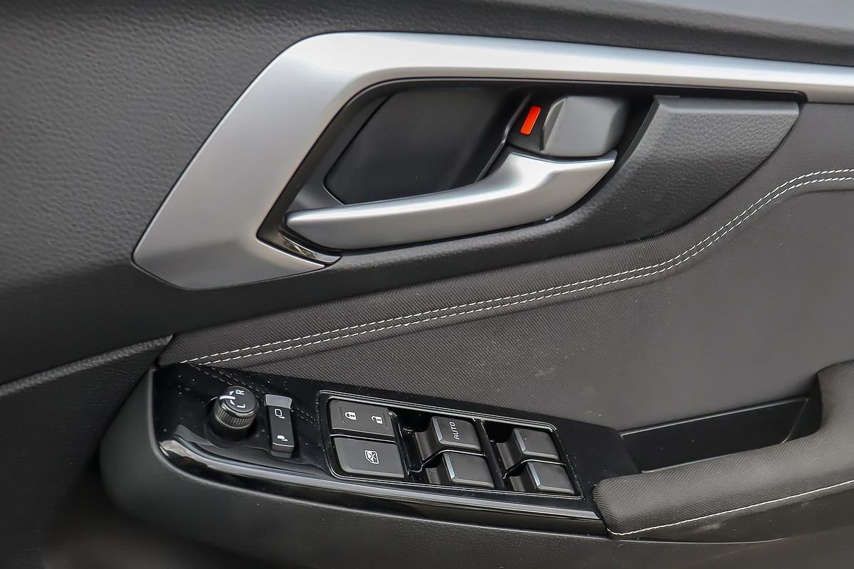 2025 Isuzu D-MAX LS-U 4X4