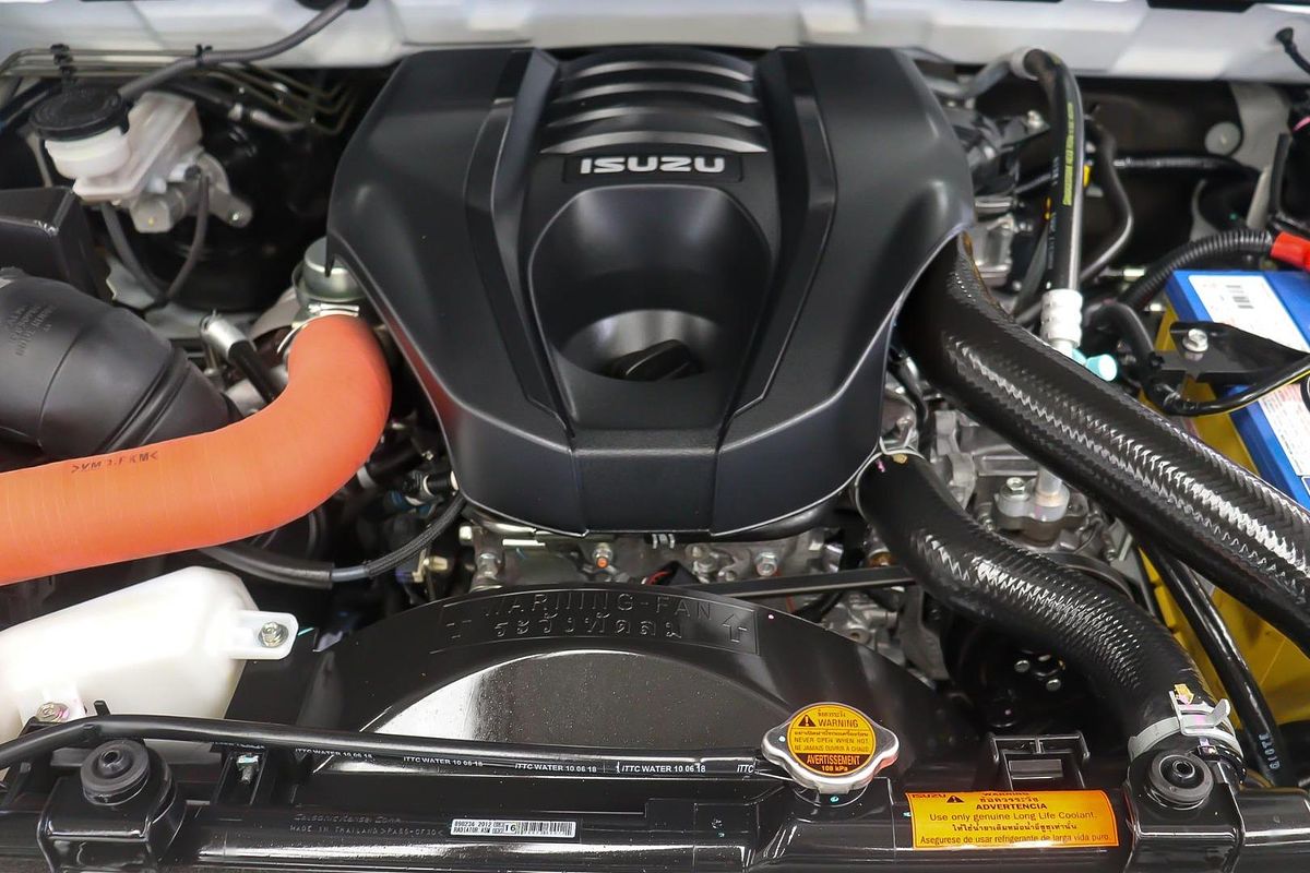 2018 Isuzu MU-X LS-T