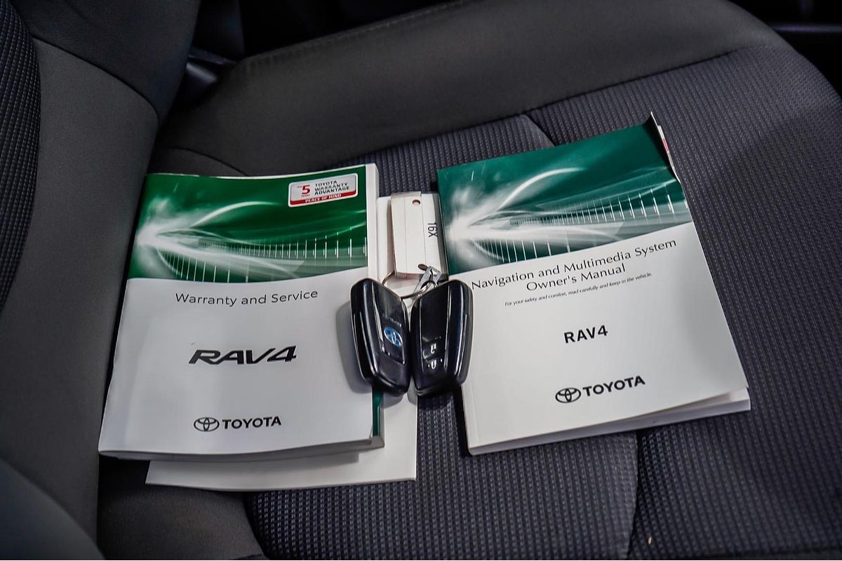 2020 Toyota RAV4 GX AXAH52R