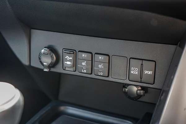 2018 Toyota RAV4 Cruiser ASA44R