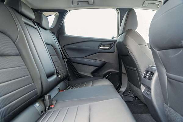 2024 Nissan QASHQAI ST-L J12