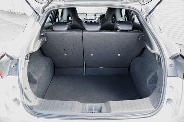 2021 Nissan JUKE ST-L F16