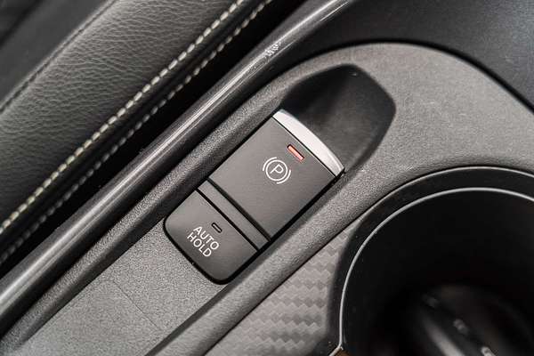 2021 Nissan JUKE ST-L F16