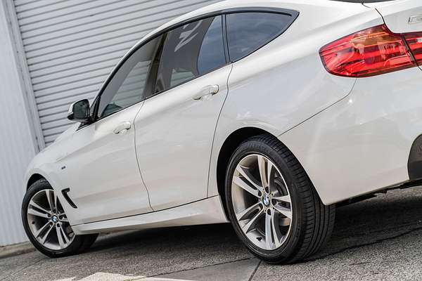 2013 BMW 3 Series 320i Sport Line F34