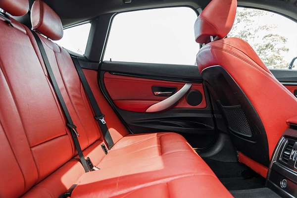 2013 BMW 3 Series 320i Sport Line F34