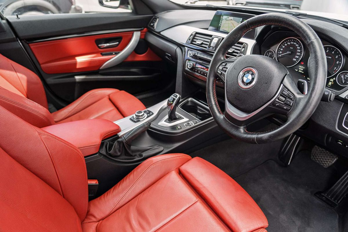 2013 BMW 3 Series 320i Sport Line F34
