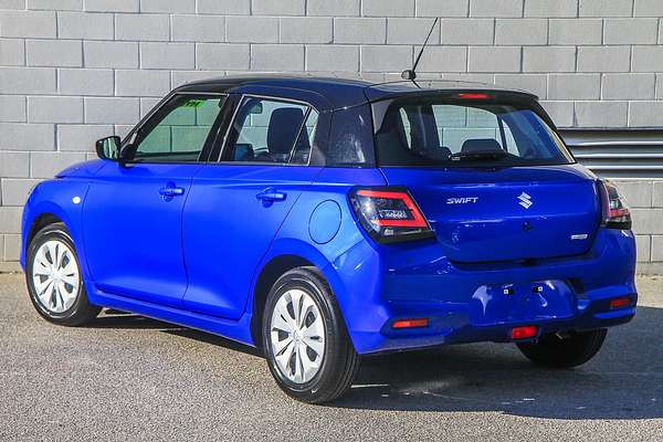 2025 Suzuki Swift Hybrid UZ