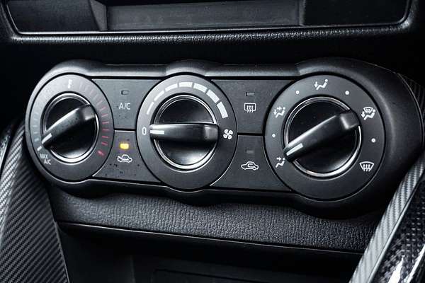 2018 Mazda 2 Maxx DL Series