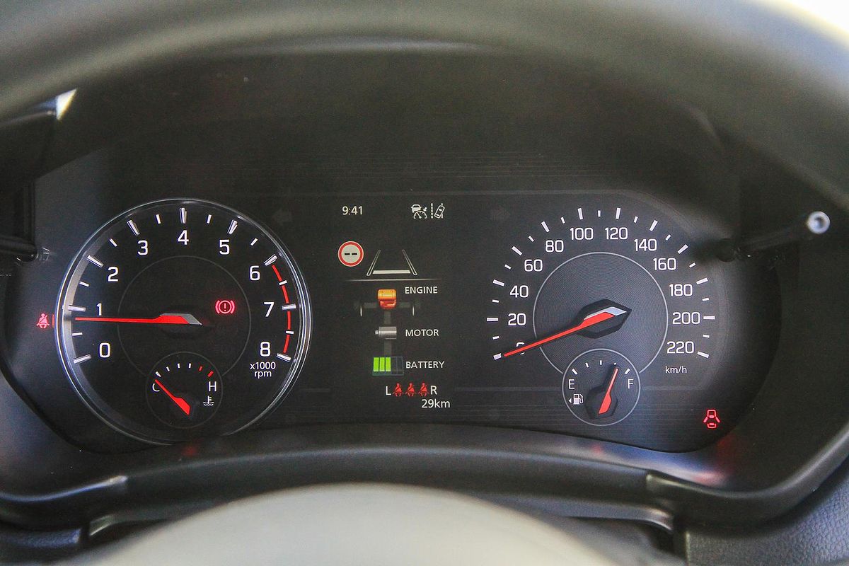 2025 Suzuki Swift Hybrid UZ