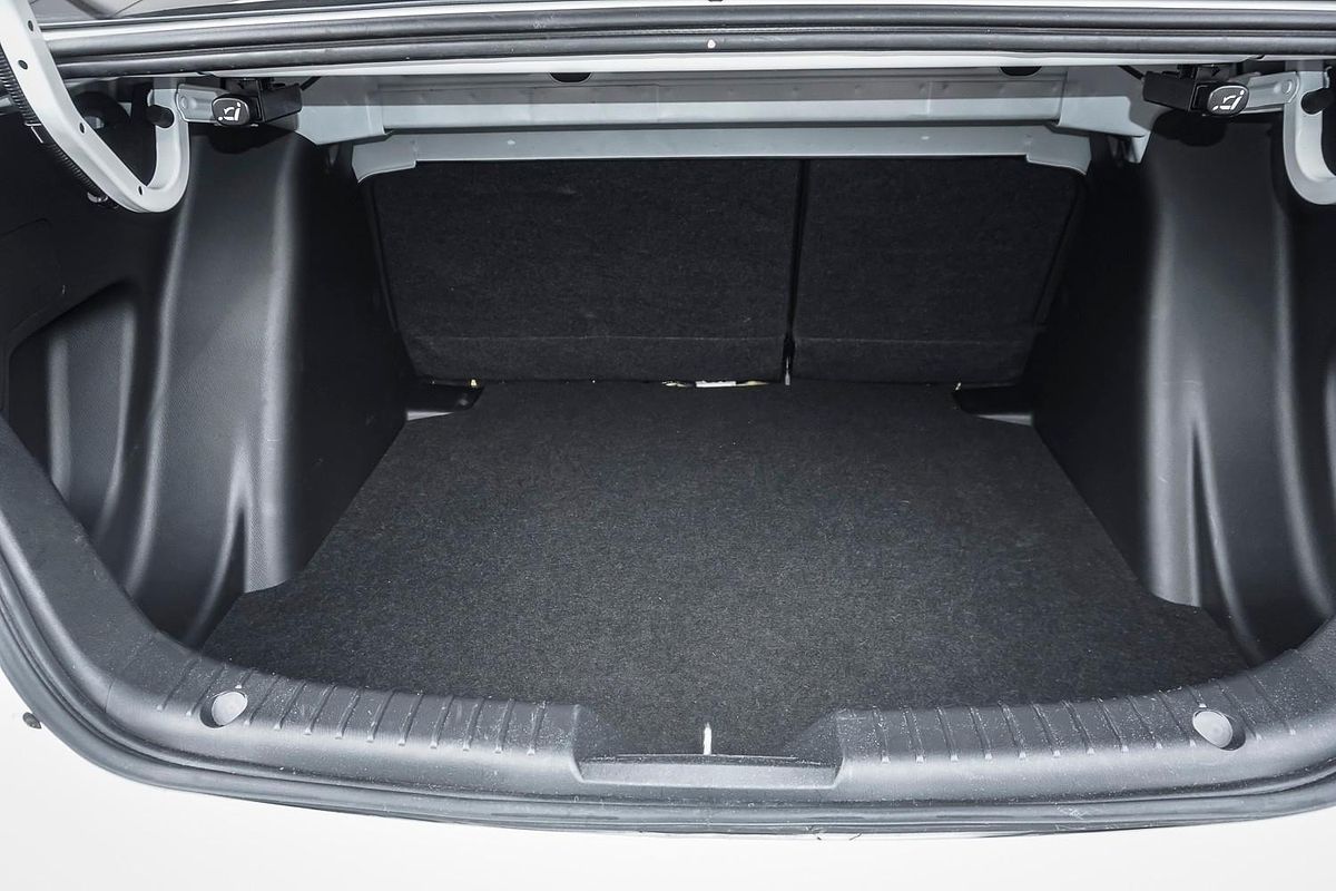 2018 Mazda 2 Maxx DL Series