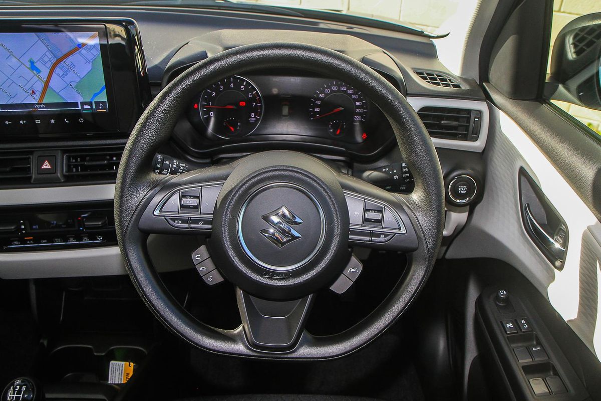 2025 Suzuki Swift Hybrid UZ