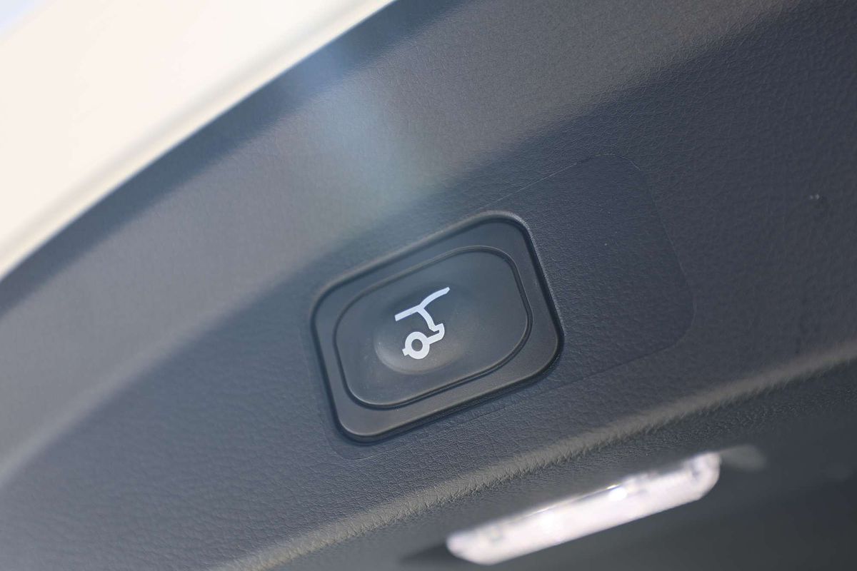 2024 Ford Everest Platinum 3.0L