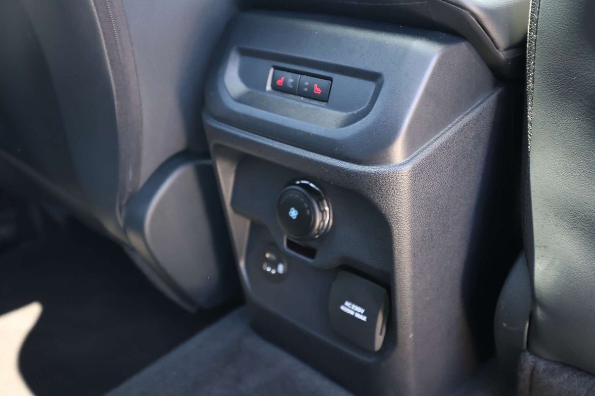 2024 Ford Everest Platinum 3.0L