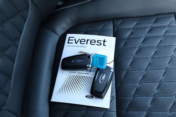 2024 Ford Everest Platinum 3.0L