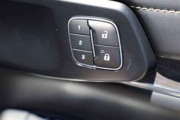 2024 Ford Everest Platinum 3.0L