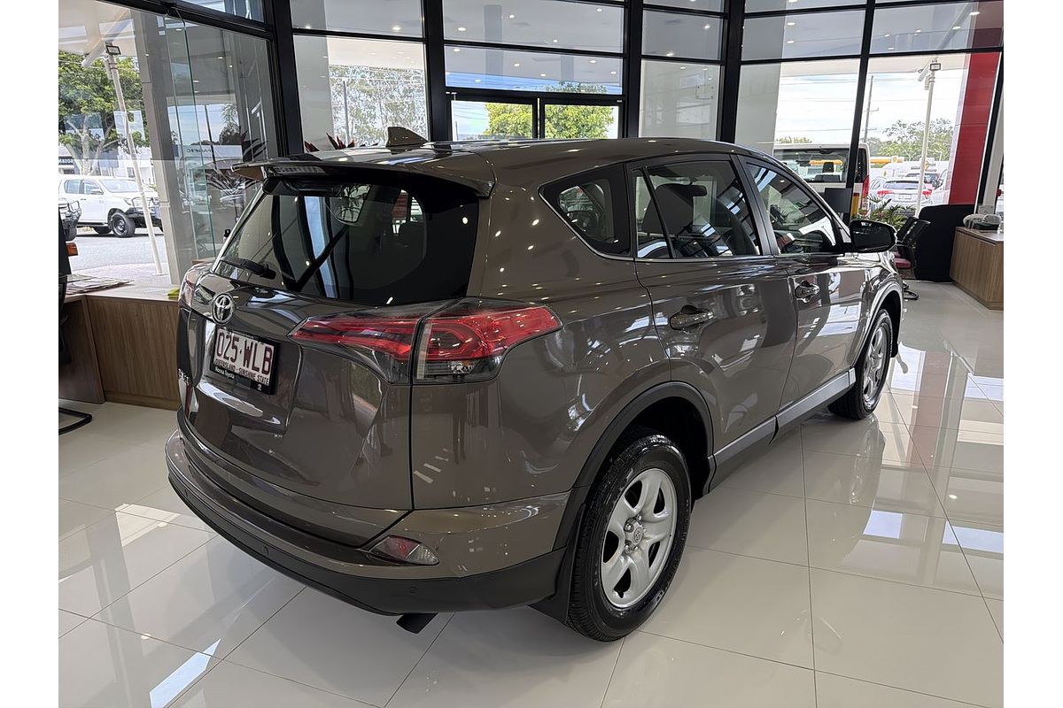 2016 Toyota RAV4 GX ZSA42R