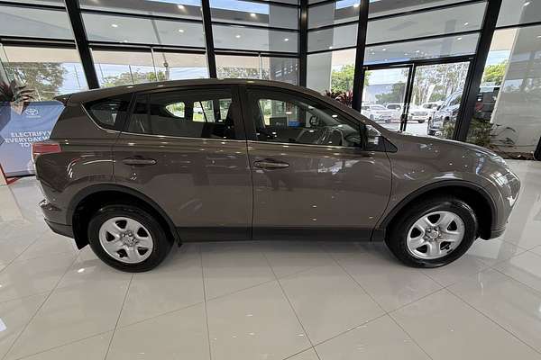 2016 Toyota RAV4 GX ZSA42R