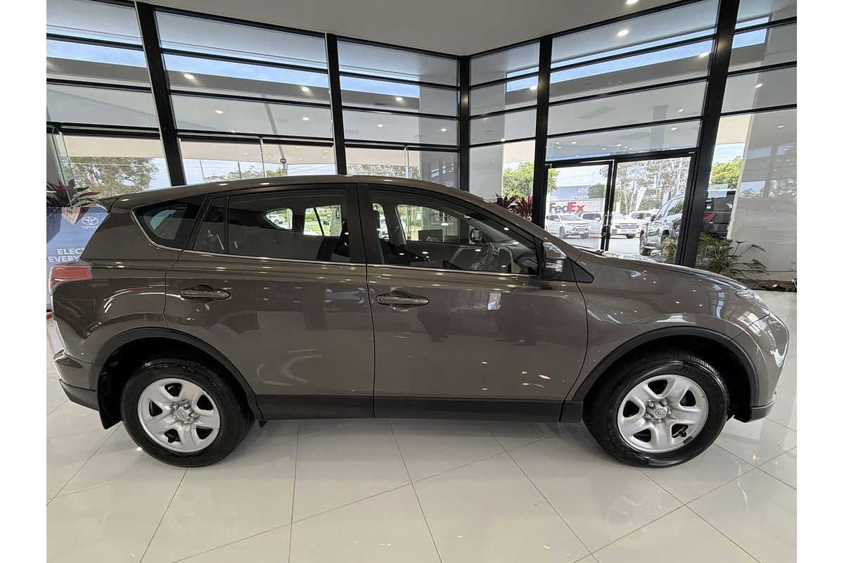 2016 Toyota RAV4 GX ZSA42R