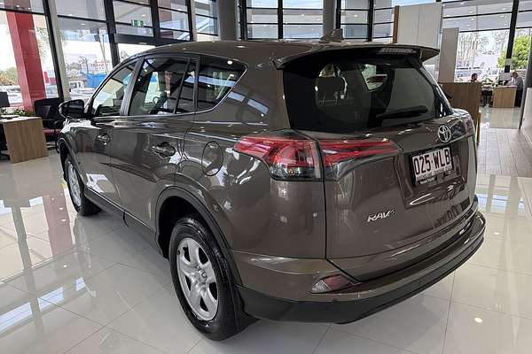2016 Toyota RAV4 GX ZSA42R