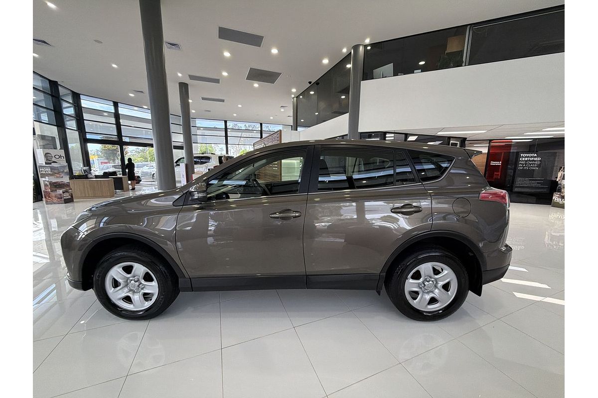 2016 Toyota RAV4 GX ZSA42R