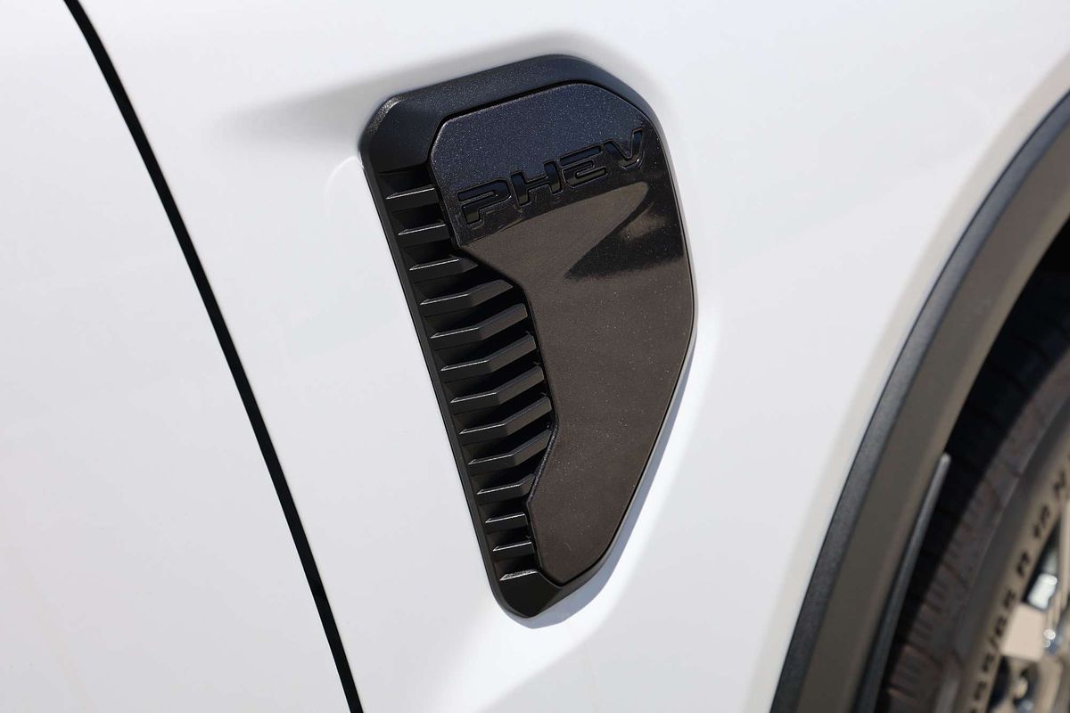 2025 Ford Ranger PHEV Wildtrak  4X4 2.3L