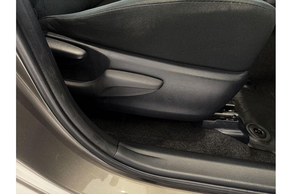 2016 Toyota RAV4 GX ZSA42R