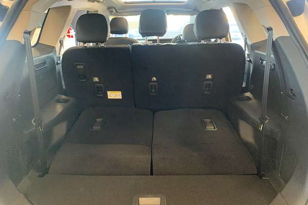 2025 Mahindra XUV700 AX7L