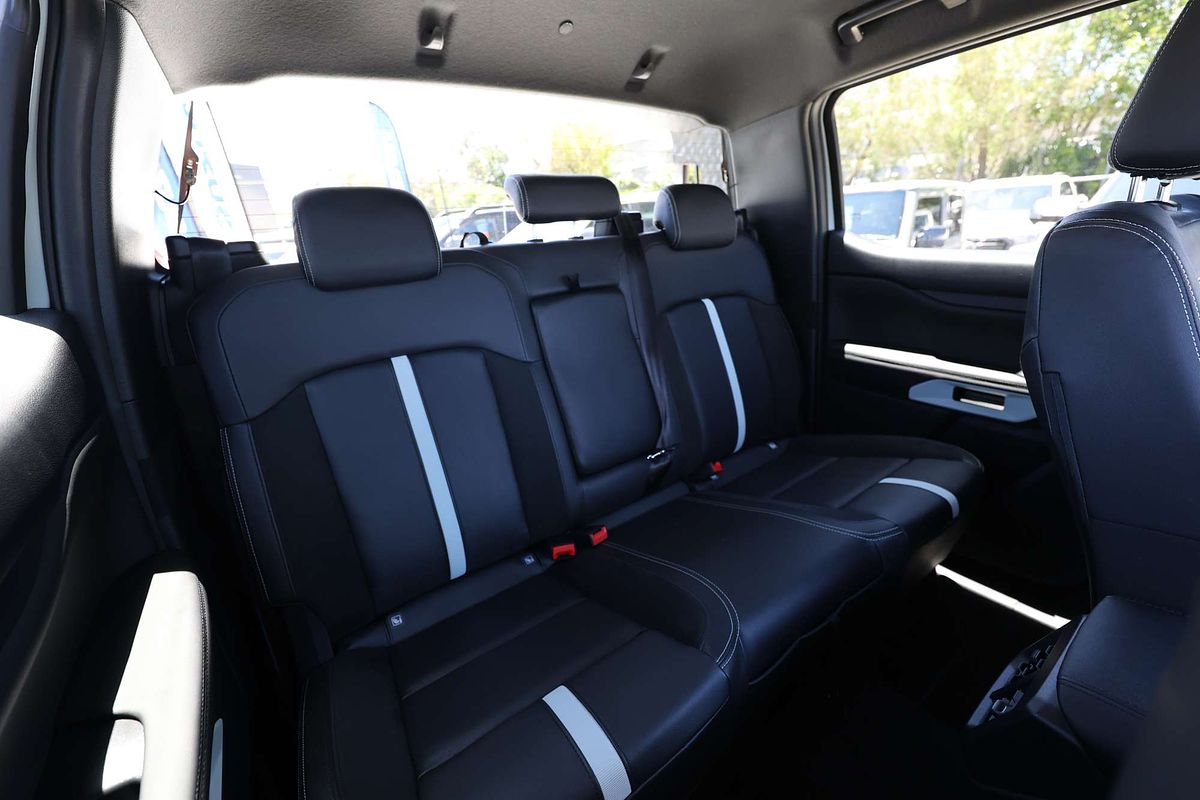 2025 Ford Ranger PHEV Stormtrak  4X4 2.3L