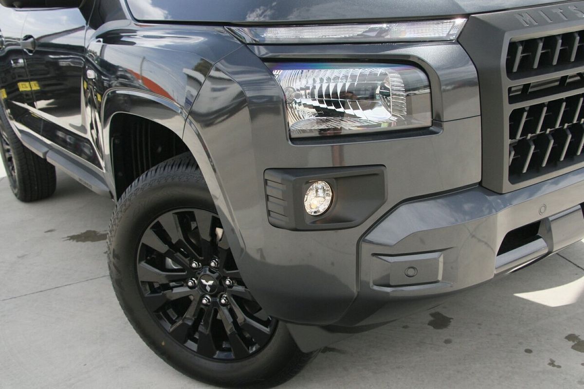 2025 Mitsubishi Triton GLX-R MV 4X4