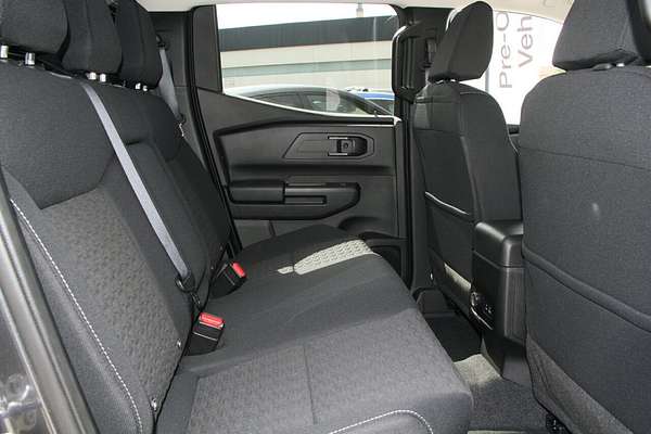 2025 Mitsubishi Triton GLX-R MV 4X4