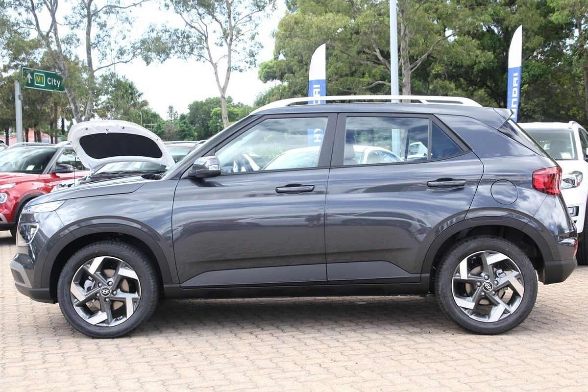 2025 Hyundai Venue Active QX.V5