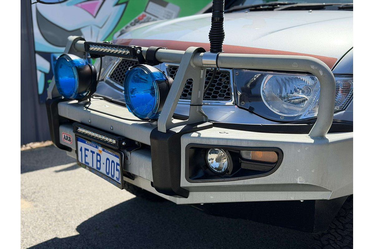 2009 Mitsubishi Triton GLX-R ML 4X4