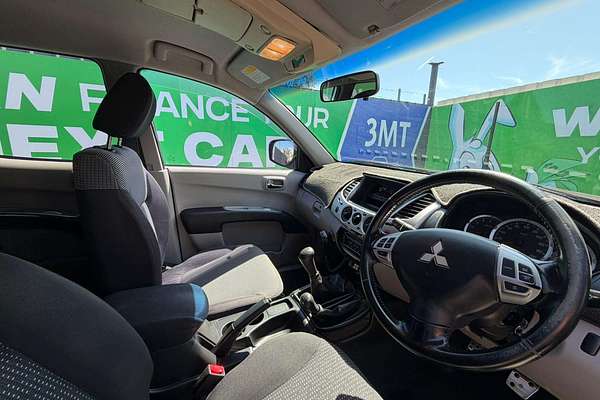 2009 Mitsubishi Triton GLX-R ML 4X4