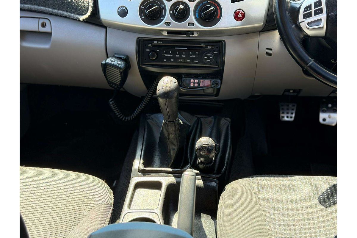 2009 Mitsubishi Triton GLX-R ML 4X4