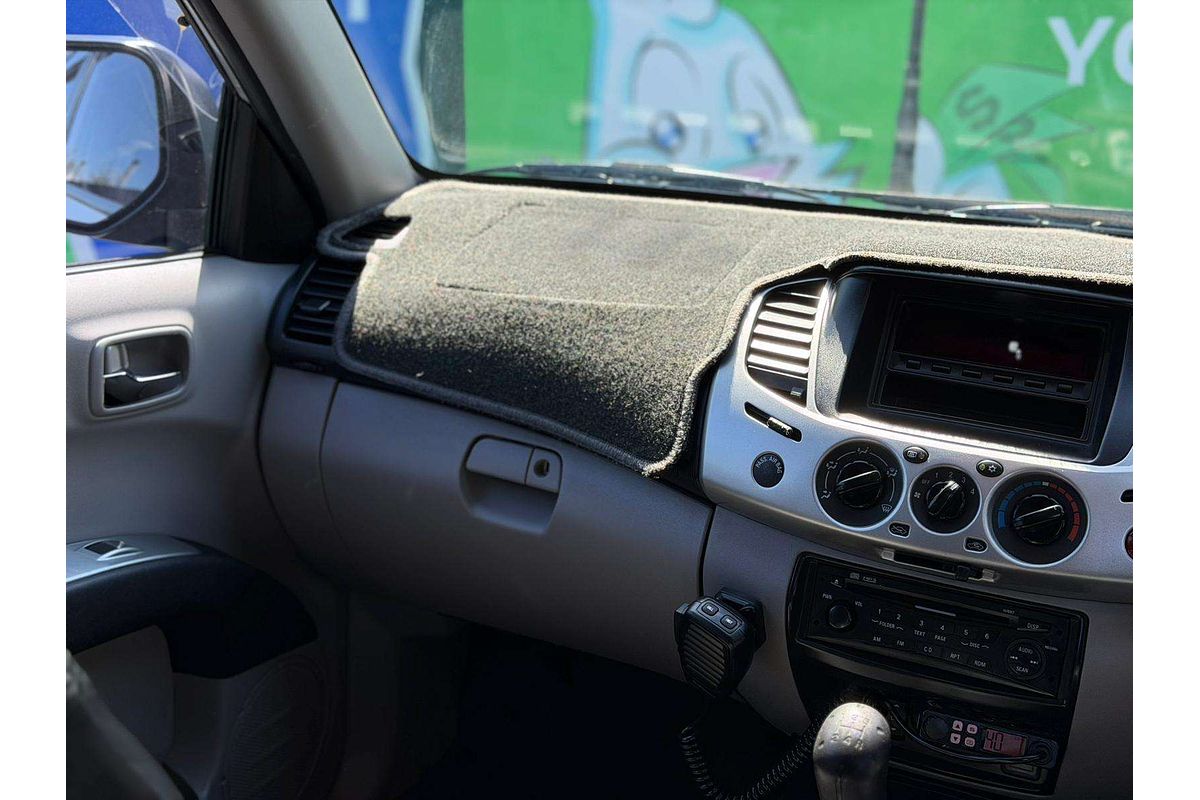 2009 Mitsubishi Triton GLX-R ML 4X4