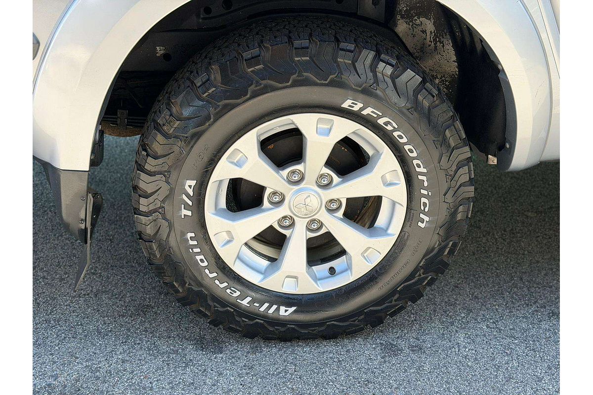 2009 Mitsubishi Triton GLX-R ML 4X4