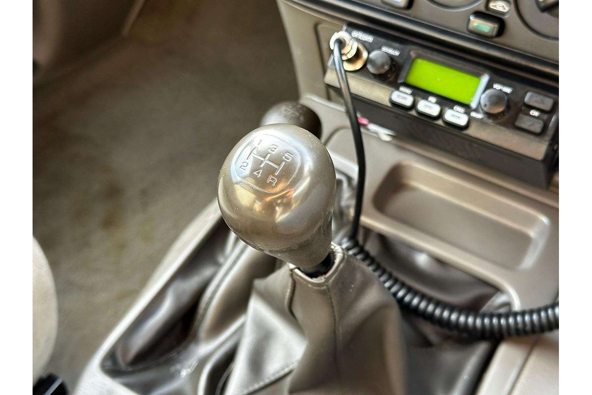 2002 Nissan Patrol ST GU III